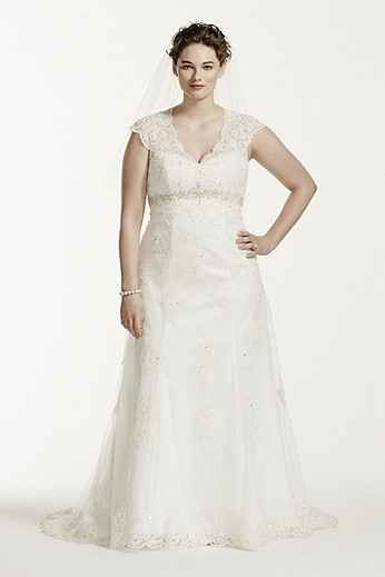 My dress is in...now I want to see yours!