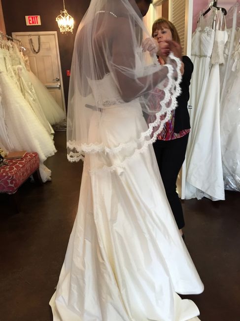 Let me see YOUR dresses ladies!