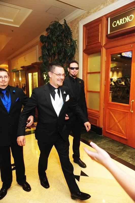 Back from my Vegas wedding! (and honeymoon) **ADDED photos pg 4 and 5!