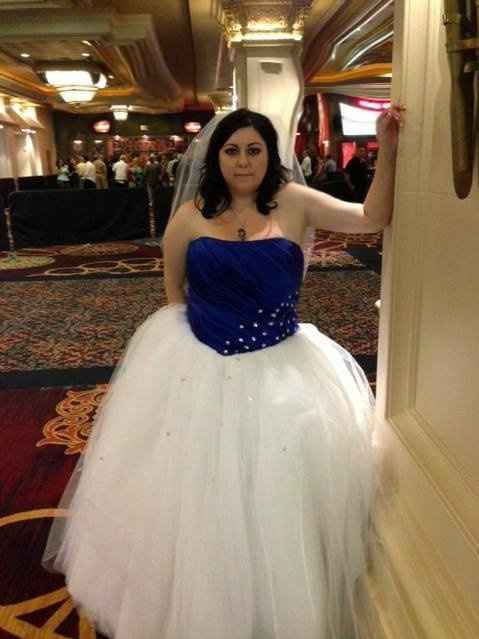 Back from my Vegas wedding! (and honeymoon) **ADDED photos pg 4 and 5!