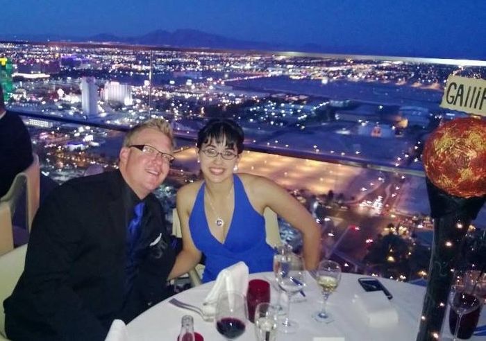 Back from my Vegas wedding! (and honeymoon) **ADDED photos pg 4 and 5!
