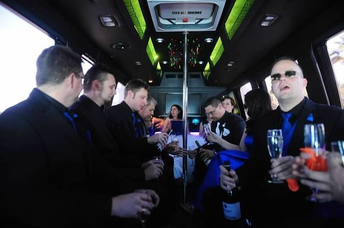 Back from my Vegas wedding! (and honeymoon) **ADDED photos pg 4 and 5!