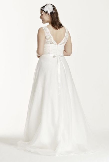 Show off those dresses!