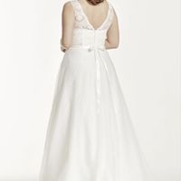 Show off those dresses!