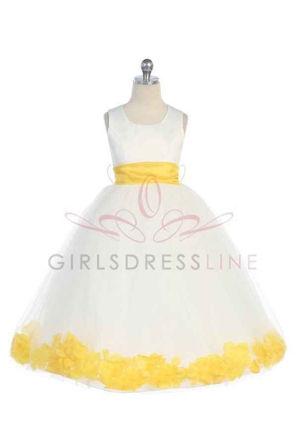 Can I see your flower girl dress??