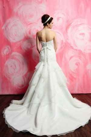 Show off your Mermaid, & Fit-N-Flare  & Trumpet  Dress