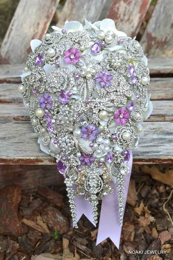Let's see those Bridal Bouquets!!