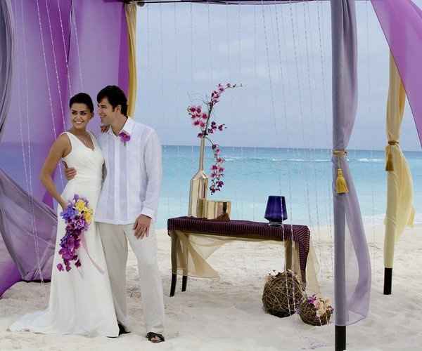 Show off your Venue/Theme!