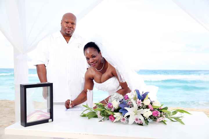 BACK & HAPPILY MARRIED ***PIC HEAVY***
