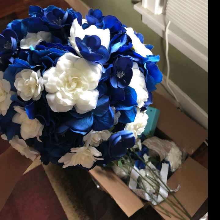 Bouquets and corsages and boutonnieres: Is anyone DIYing? - 1