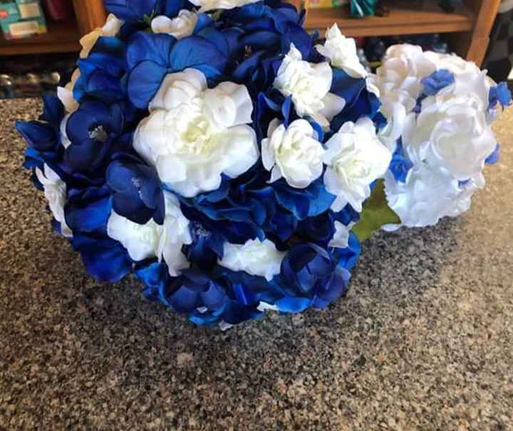 Don’t like my bouquet. - 1