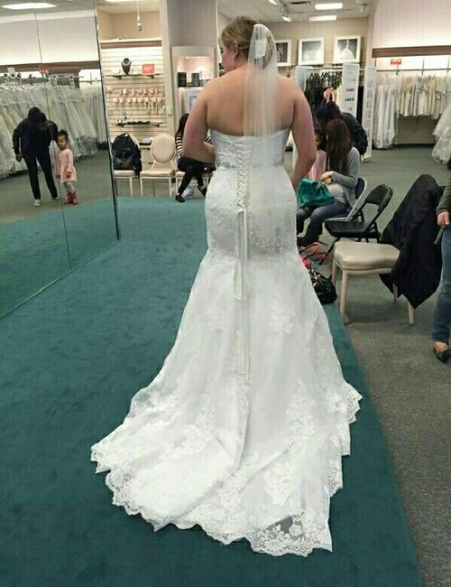 Show off your dress!!