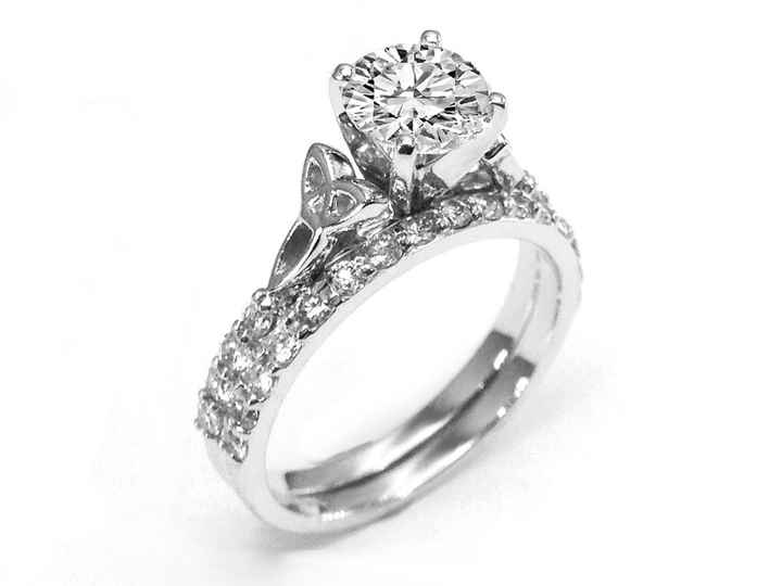 We haven't had any ring porn in awhile...