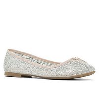 Ladies who wore flats on their big day