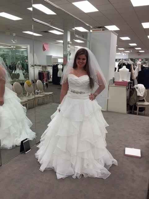 Gowns & Brides