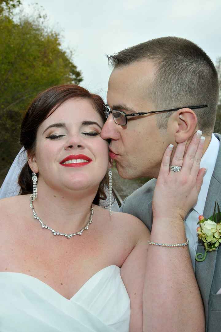 Bold lip for wedding day makeup?