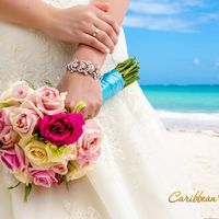 Photo charms for bouquet