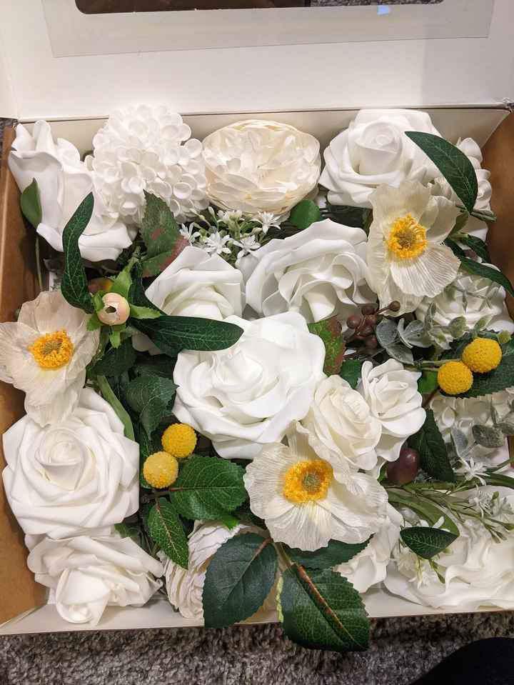 To use real flowers or fake...? - 1