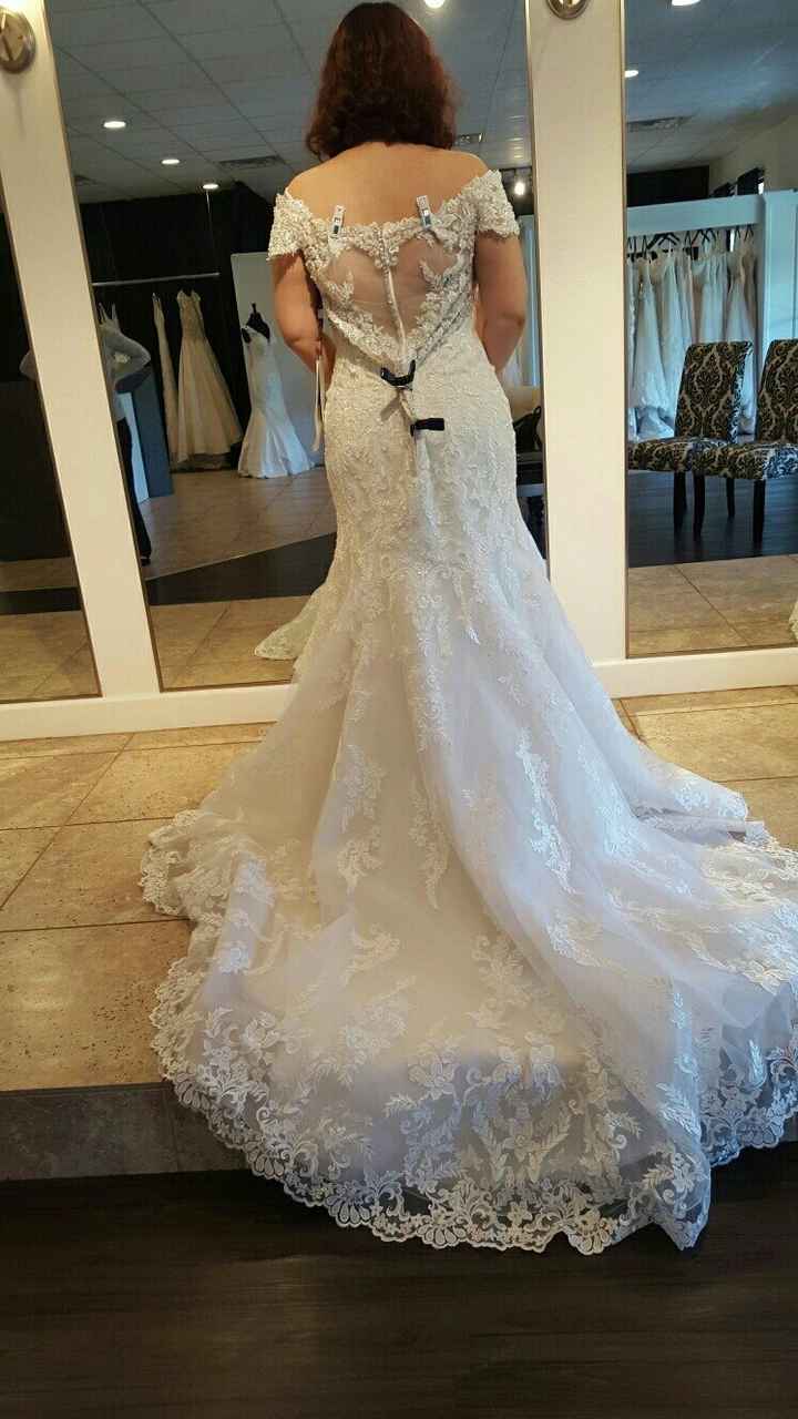 Show off your dress!!