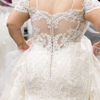 Trumpet style dresses.... - 2