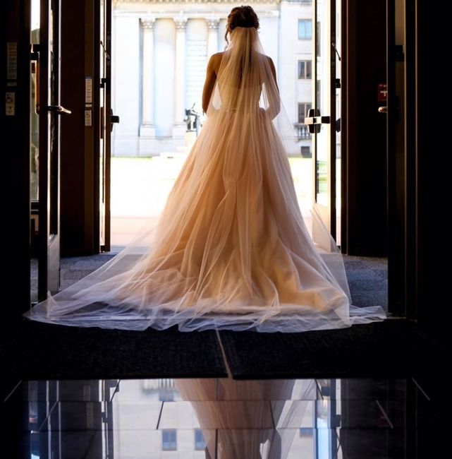 Show me your veil!