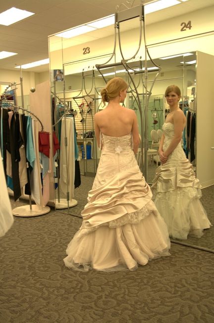Davids Bridal wedding dress disappointment