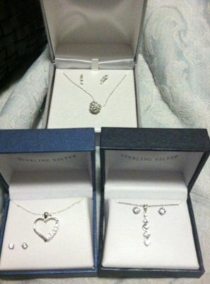 School Teachers' Budget=Bridal Party Gifts