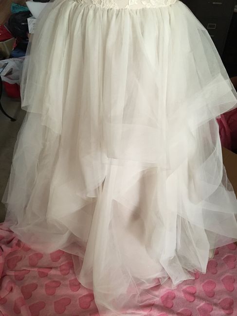 i don’t feel pretty in my dress :( 2