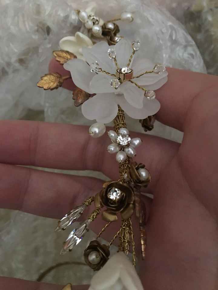 Earring suggestions with this headpiece? - 2