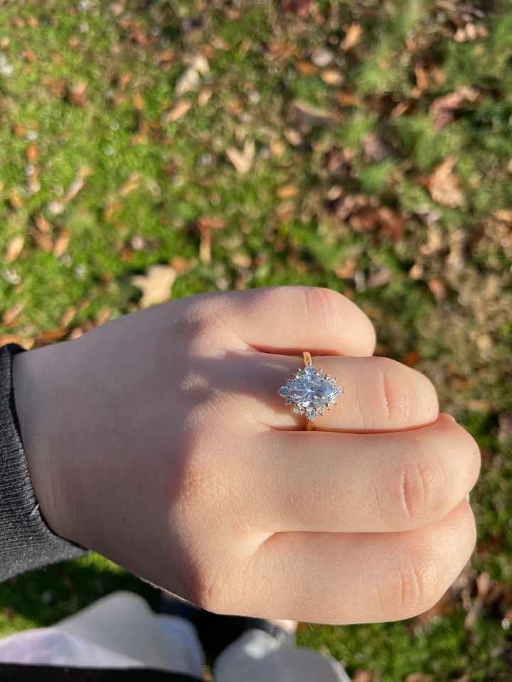 Brides of 2022! Show us your ring! - 1