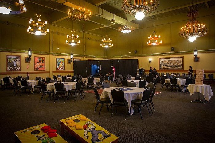 How to deal with venue decor restrictions? 5