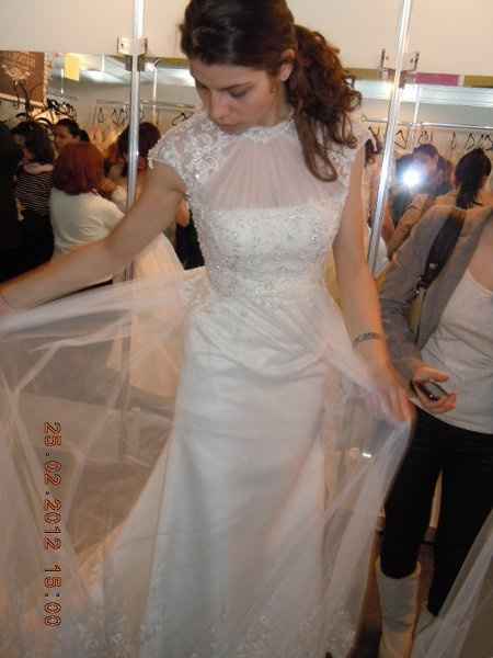 details of my wedding - wait fot suggestions * with pics*