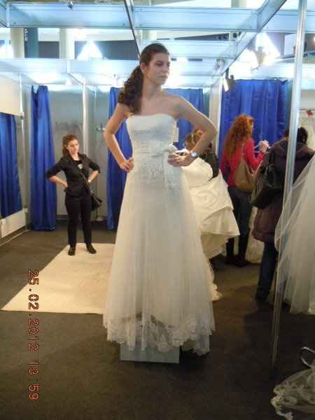 details of my wedding - wait fot suggestions * with pics*