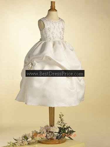 Can I see your flower girl dress??