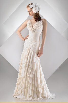 Has anyone gone to House of Brides to try on dresses?