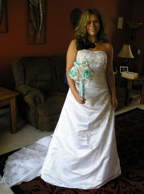 bouquet pics,wedding dress,and engagement dress pics!