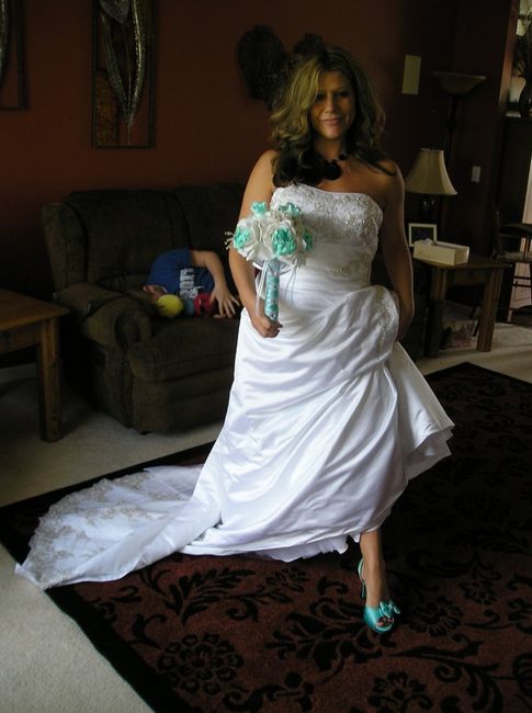 bouquet pics,wedding dress,and engagement dress pics!