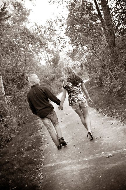 got the rest of our e-pics today *very pic heavy*