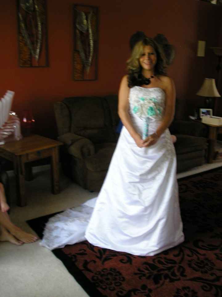 bouquet pics,wedding dress,and engagement dress pics!