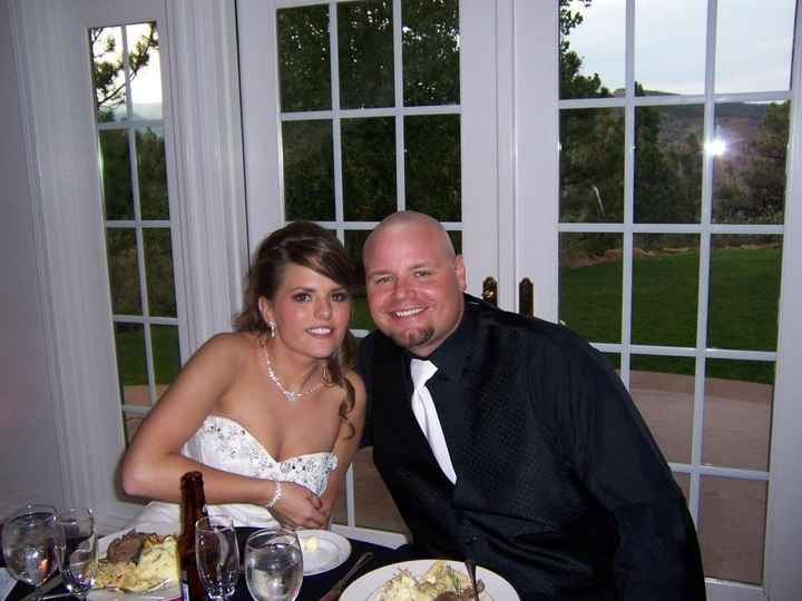 feels good to be a MRS!!!!! ** link to photobooth pics **