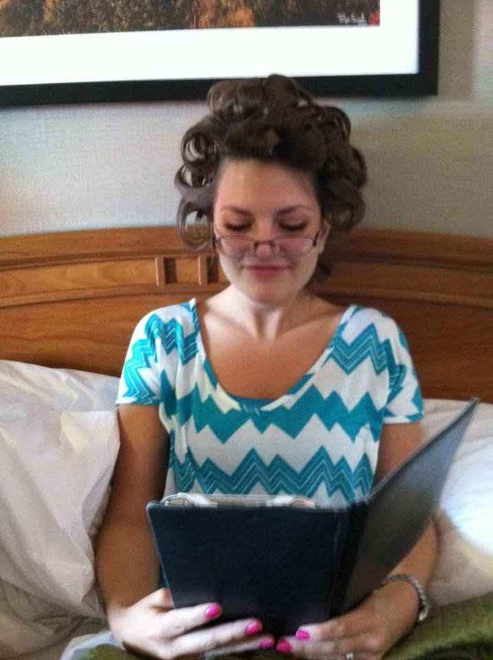 feels good to be a MRS!!!!! ** link to photobooth pics **