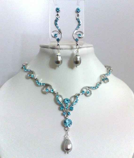 bridal jewelry set..need opinions