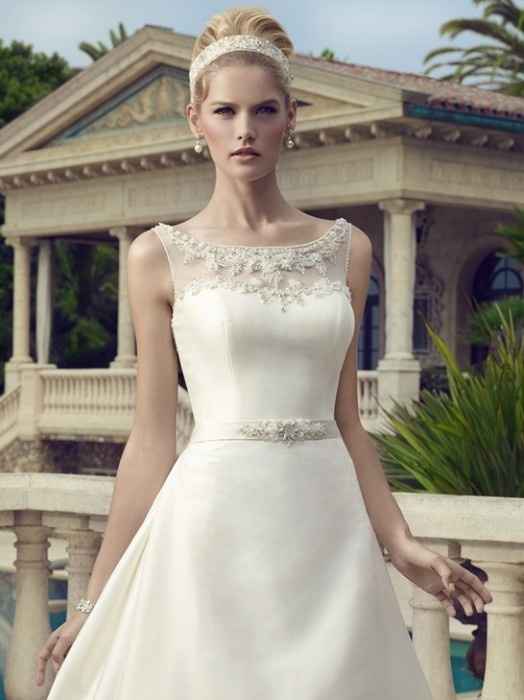 Its been awhile....lets see some dress porn!