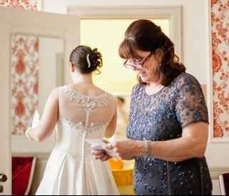 Lemme see some Dresses!