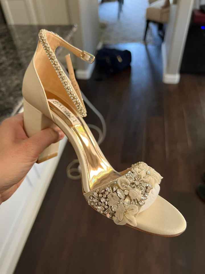 Which headpiece? - 3