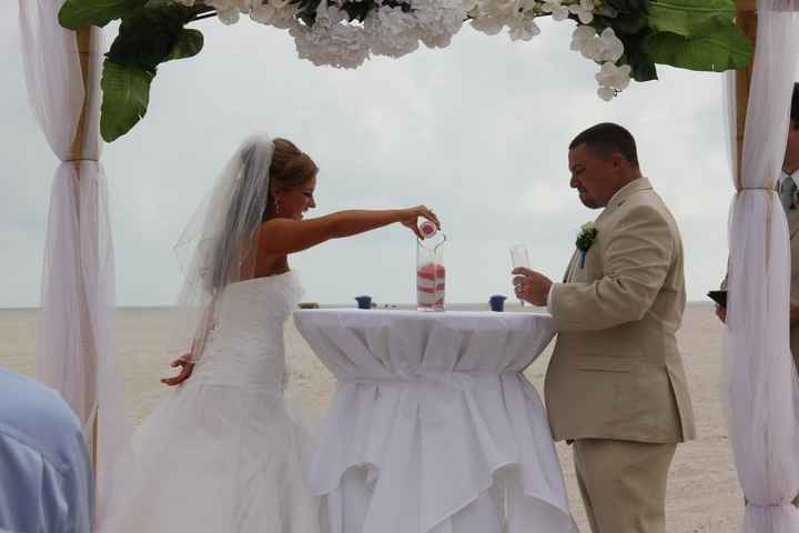 FINALLY back and Married (few non-pro pics)