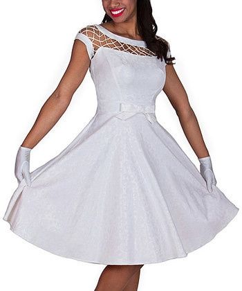 What are you wearing to rehearsal/dinner?