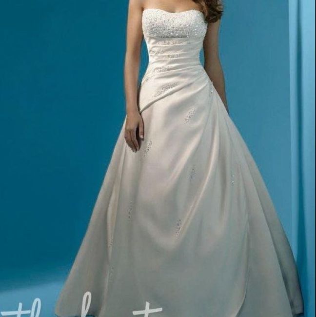 My dress is in...now I want to see yours!