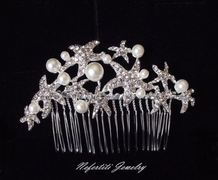 Let's see your pretty hair clips/combs!