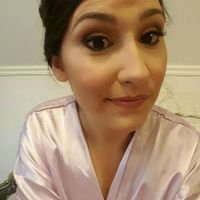 To airbrush or not to airbrush